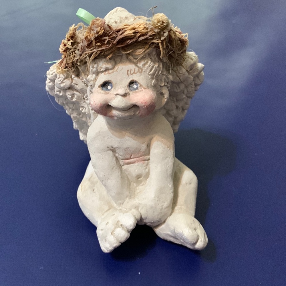 Dreamsicle Angel Figurine